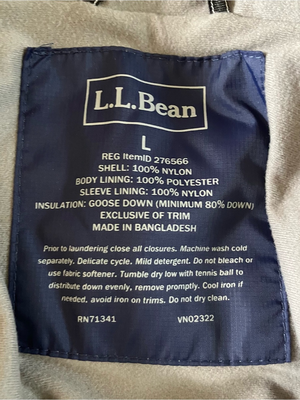 L.L. Bean Navy Blue Goose Down Classic Winter Quilted Nylon Puffer Jacket Large - Picture 4 of 12